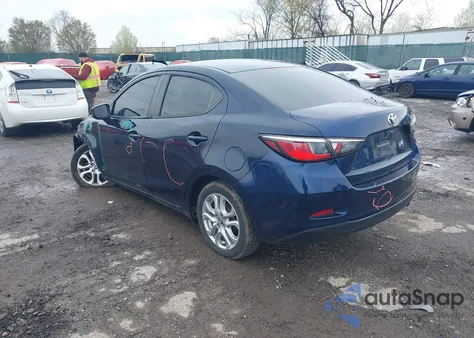 2018 Toyota Yaris Ia z USA, uszkodzony, nr VIN 3MYDLBYV9JY332709